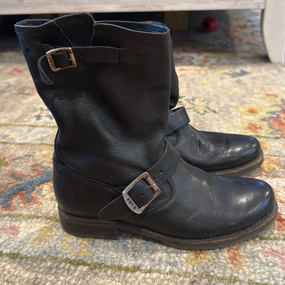 women’s short leather motorcycle boots